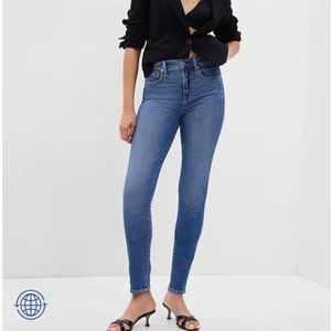 Gap High Rise True Skinny Jeans with Washwell